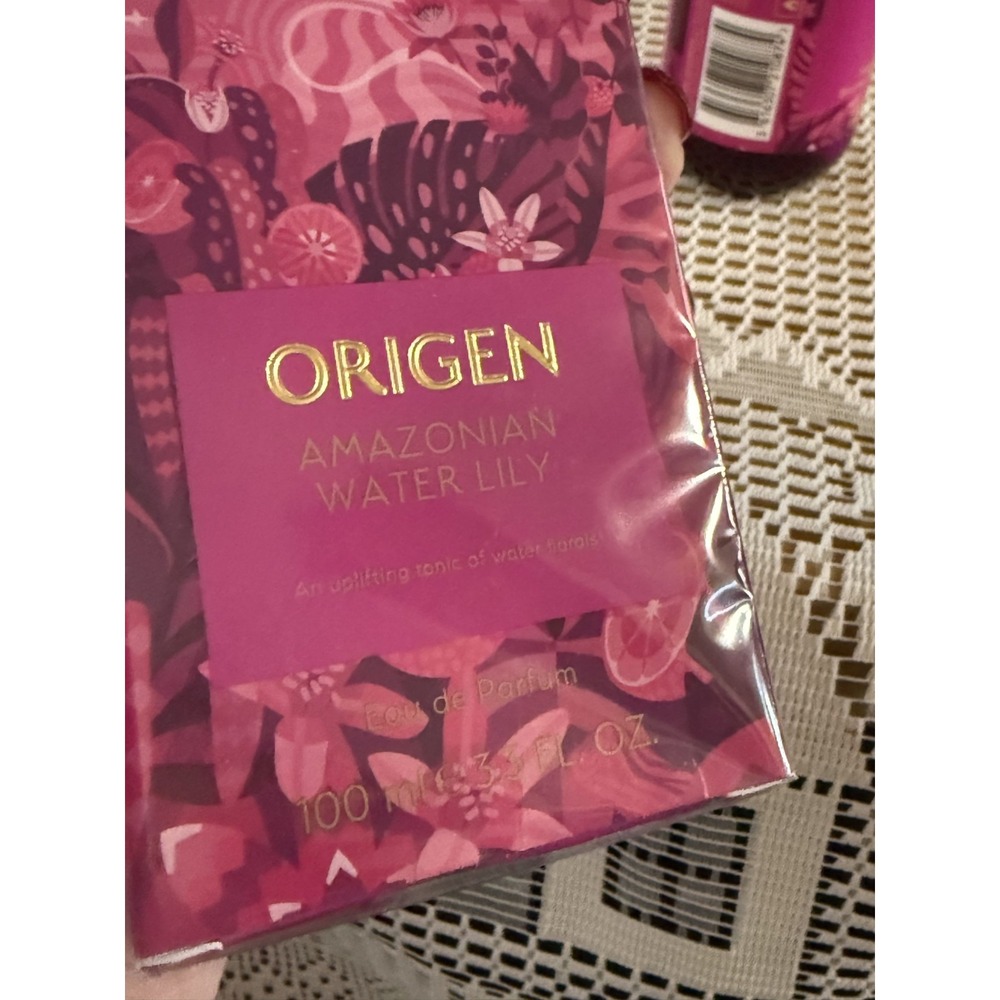 Origen Amazonian Water Lily Fresh Citrus Fragrance Hair & Body Mist - 236ml - Picture 6 of 7